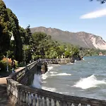 Casa Lari Hotel apartamentowy Stresa