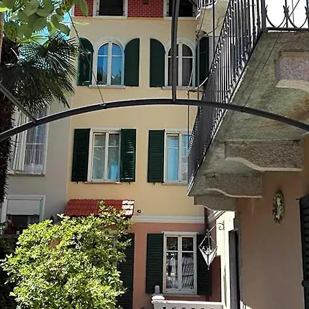 Casa Lari