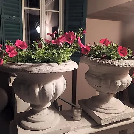 Casa Lari Aparthotel Stresa