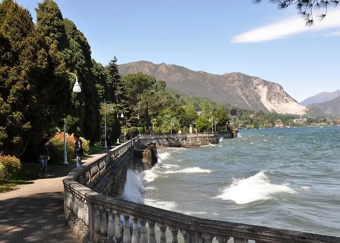 Casa Lari Apartmanhotel Stresa