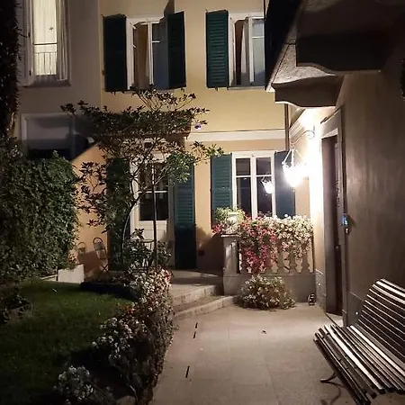 Casa Lari 公寓式酒店 斯特雷萨