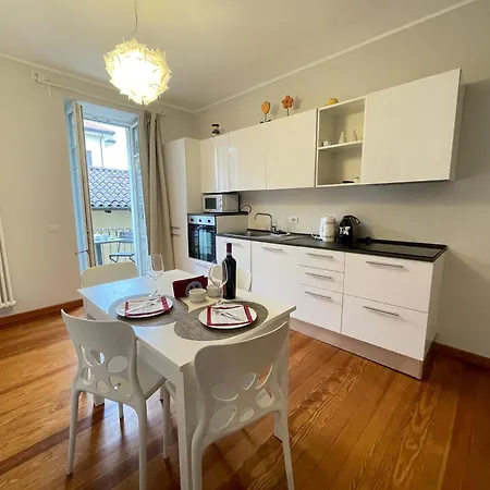 Casa Lari 公寓式酒店 4*