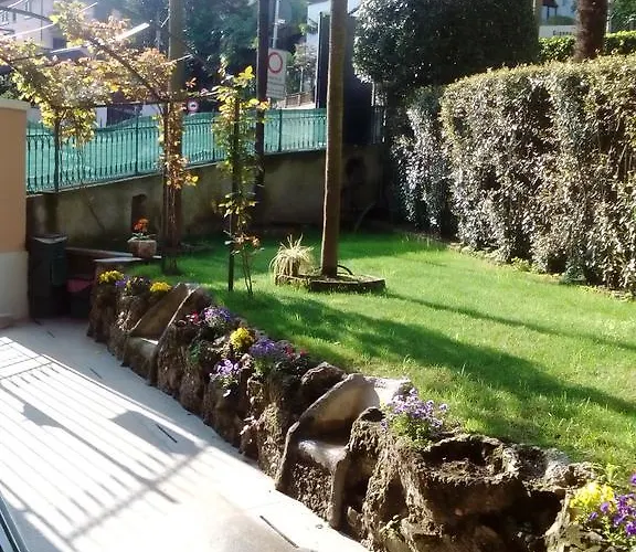 Casa Lari ストレーザ